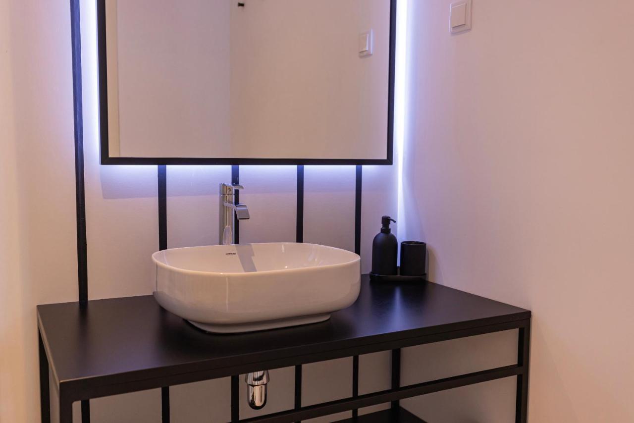 Liberdade Concept 2Bdr Apartment By Lovelystay Лиссабон Экстерьер фото
